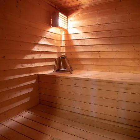 Alten Lodge *